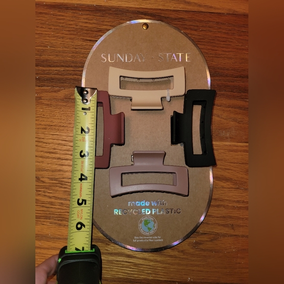 NEW Sunday State Hair Clips made with Recycled Plastic - Picture 3 of 3